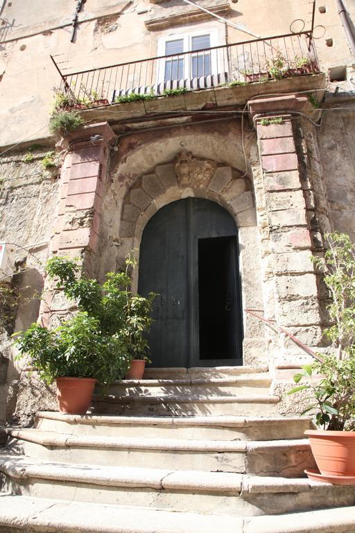 特罗佩阿Al Vecchio Castello住宿加早餐旅馆 外观 照片